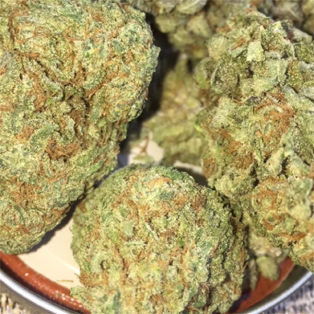 Get Your Pineapple Express Strain Today!